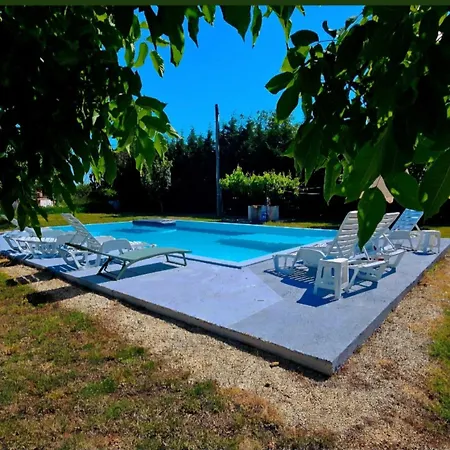 Apartments Miska & Roki * Dračevac